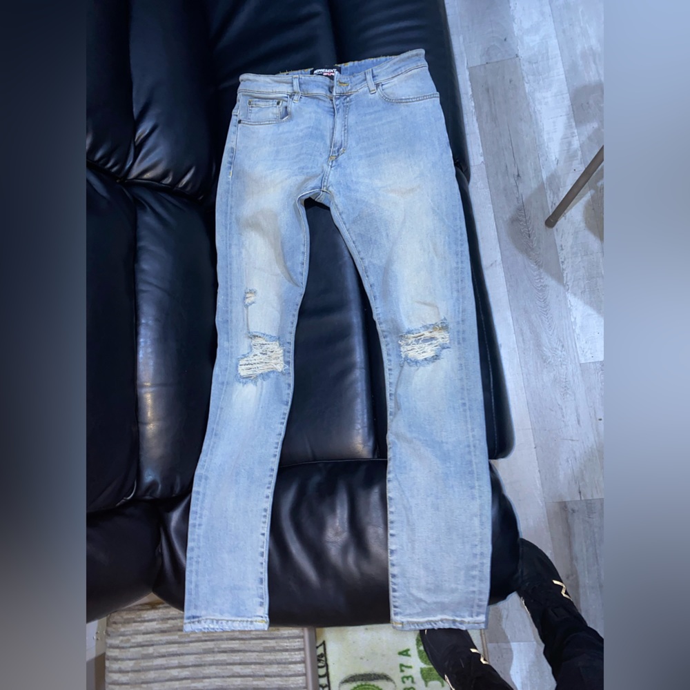 REPRESENT DISTRESSED JEANS